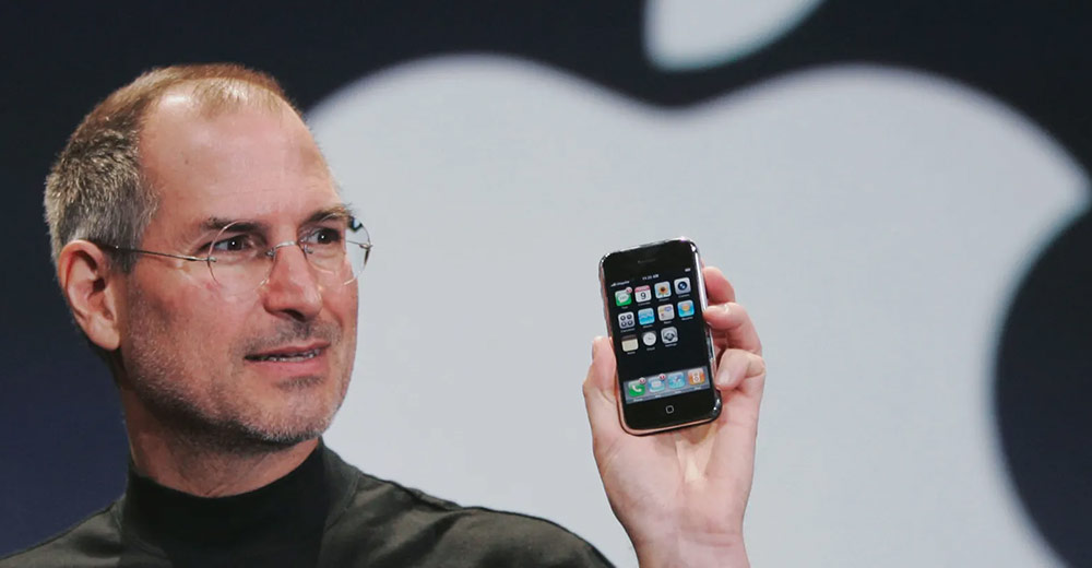 Apple - iPhone и многото други революционни продукти преди него