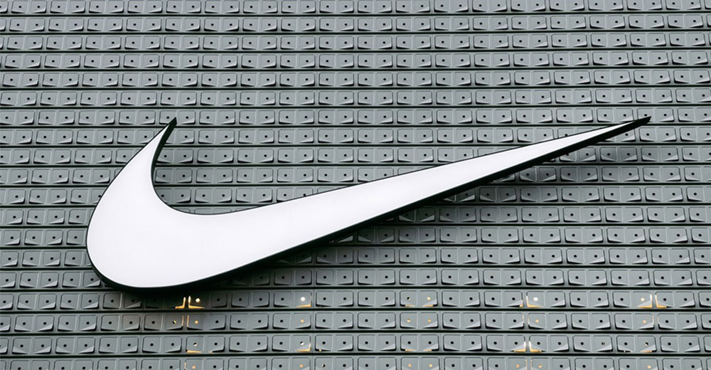 Nike - водещият производител на спортни обувки, облекло и аксесоари
